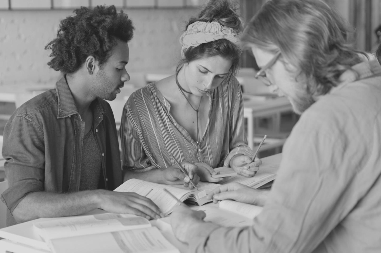 Financial analysis workshop showing practical application methods